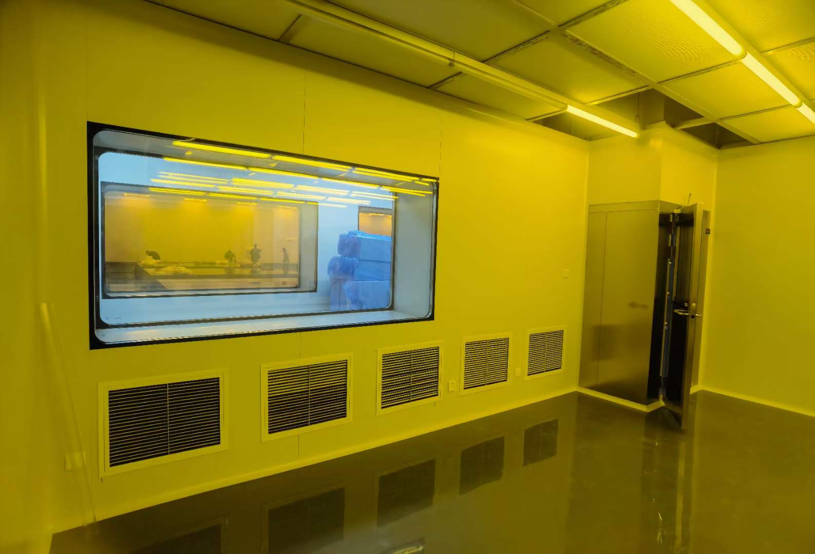 百級潔凈車間圖片 百級潔凈車間圖片